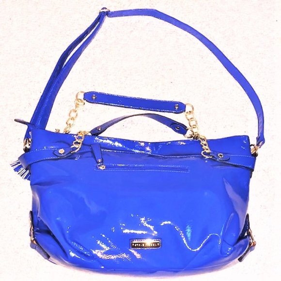 Steve Madden Handbags - STEVE MADDEN X-Large Patent Hobo Purse